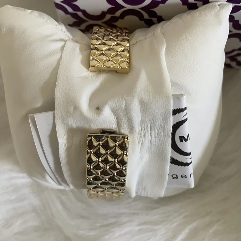 J. Elise Boutique gold crystal